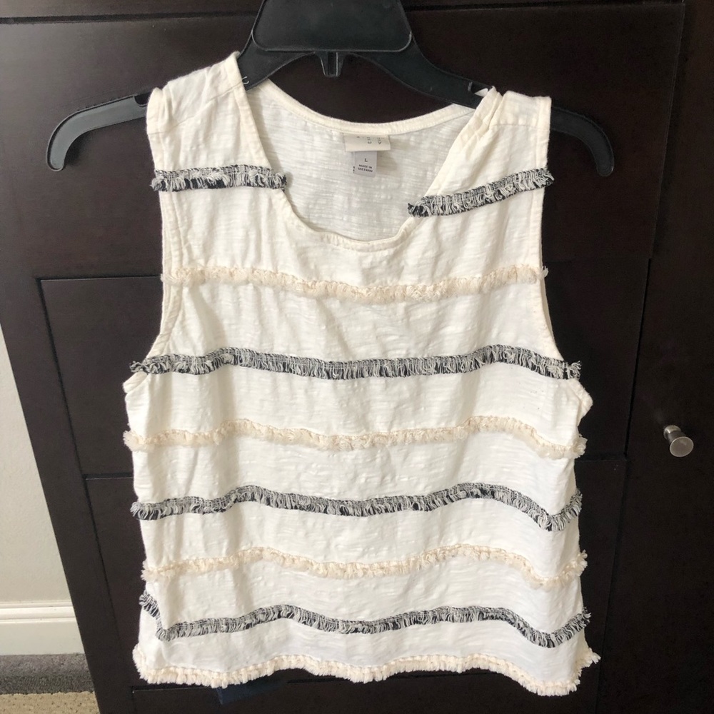 White tank top size large